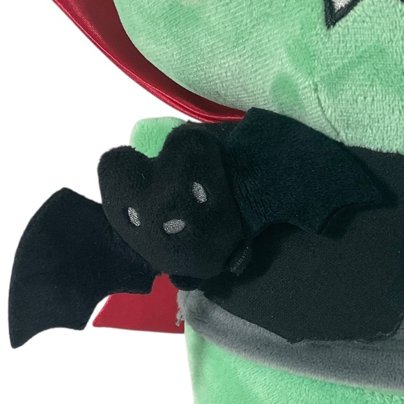 Kidrobot Hello Kitty & Friends Halloween Keroppi Dracula Vampire Plush Sanrio - Picture 2 of 9